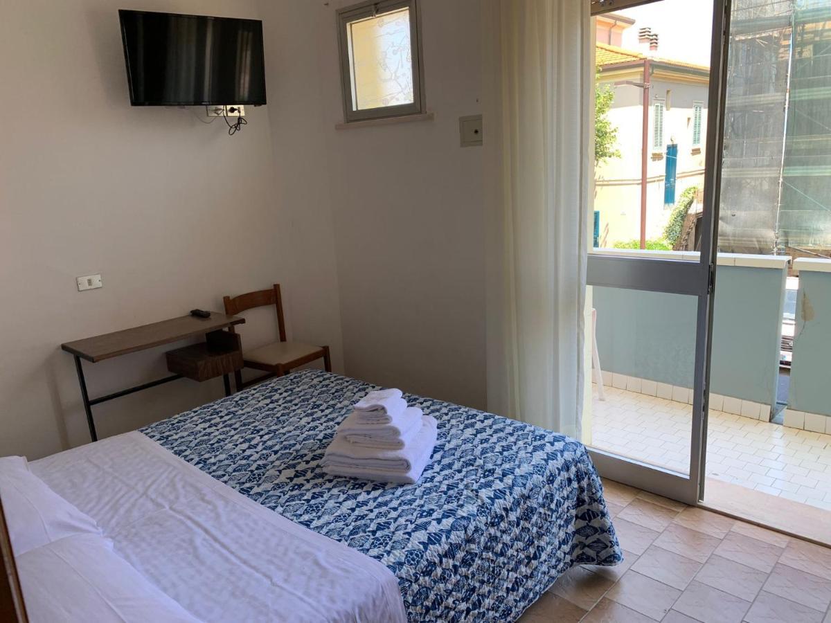 Hotel Estense Rimini Eksteriør bilde